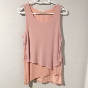 🌸sleeveless  tunic.